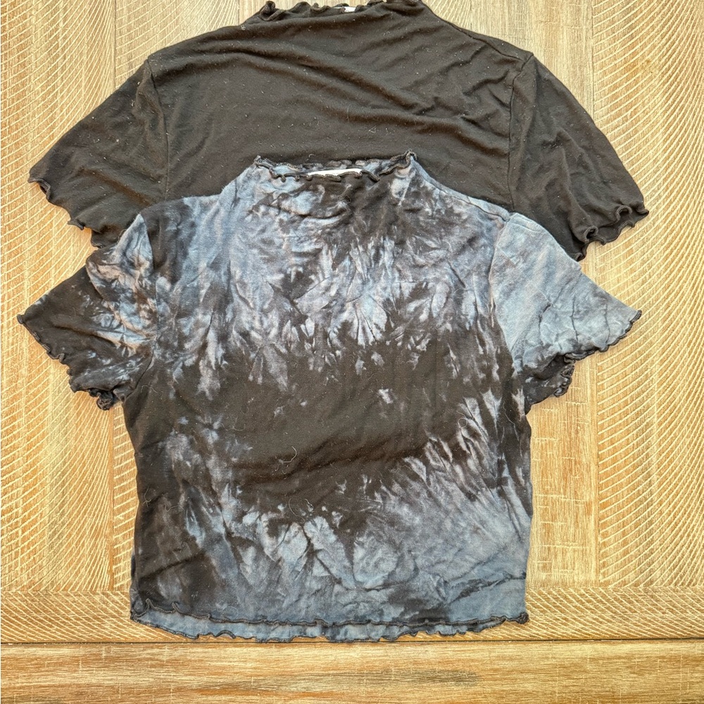 Black and Gray Tie-Dye Ruffle Hem Crop Tops